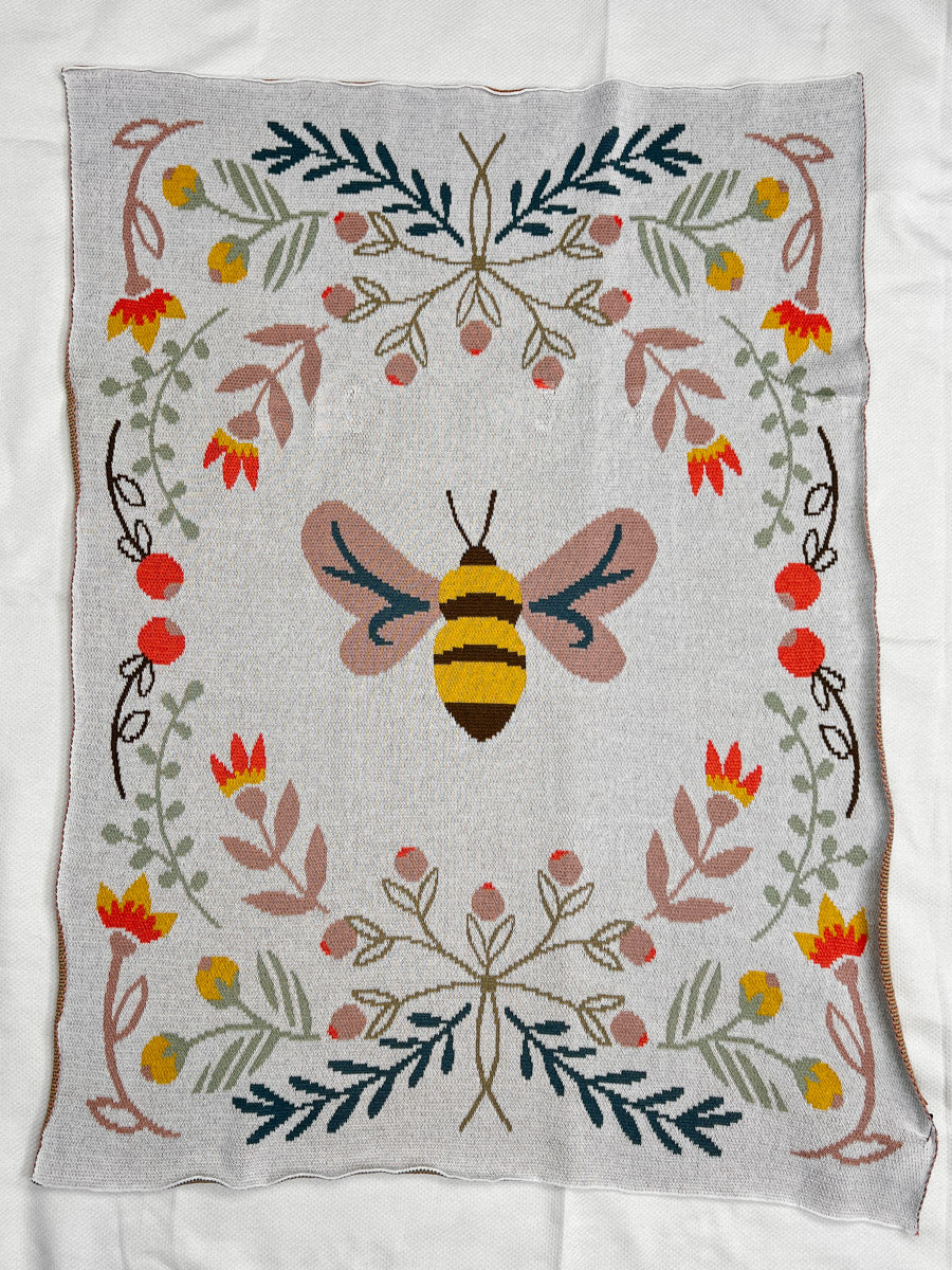 Cotton Bee Blanket 40 x 32