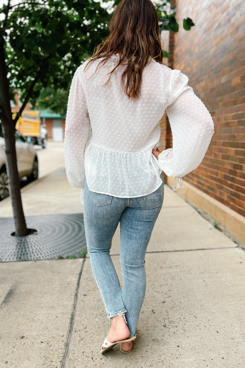 Daily Driver HR Skinny Straight in Baby Face