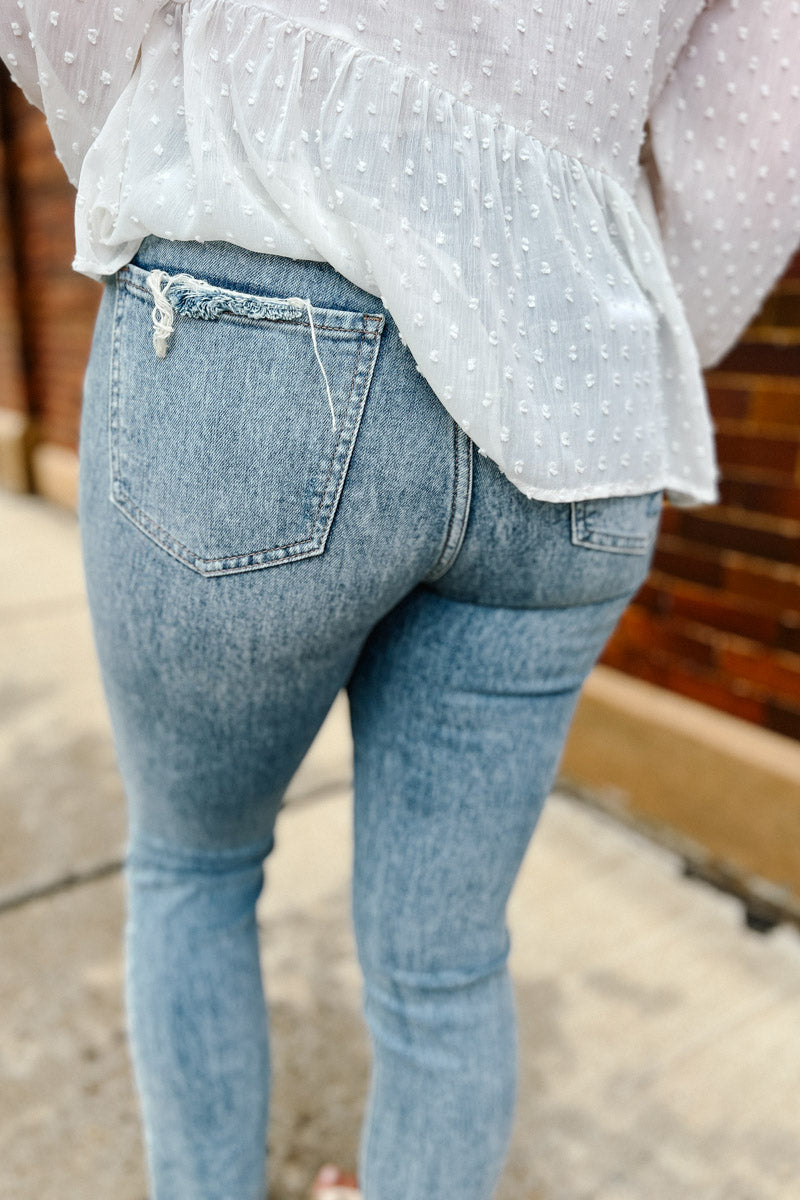 Daily Driver HR Skinny Straight in Baby Face