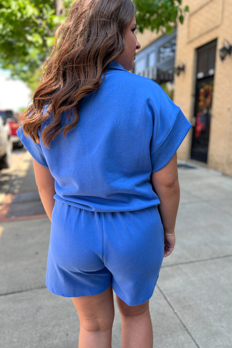 Days in Half-zip Short Sleeve Sweatshirt