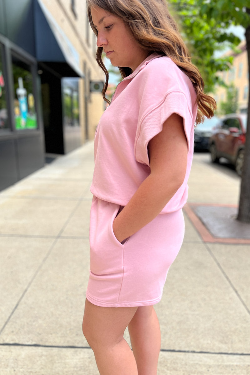 Days in Half-zip Short Sleeve Sweatshirt