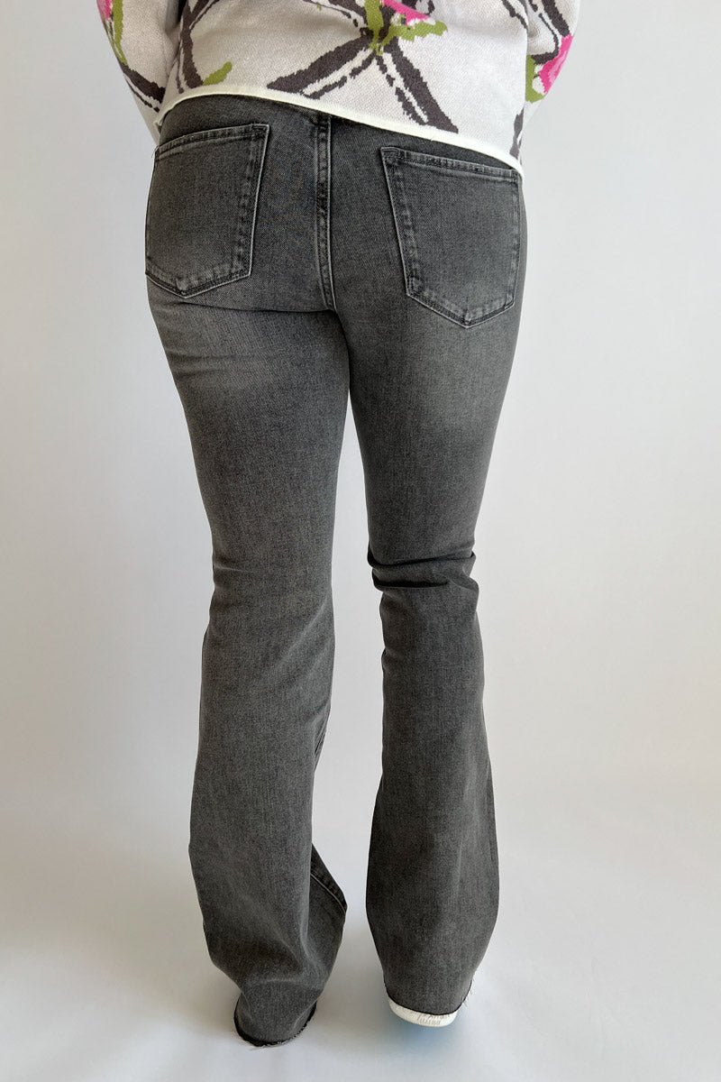 Jaxtyn Flare in Middlebrook