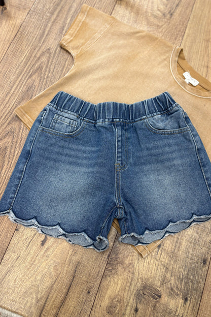 Kara Scallop Hem Shorts