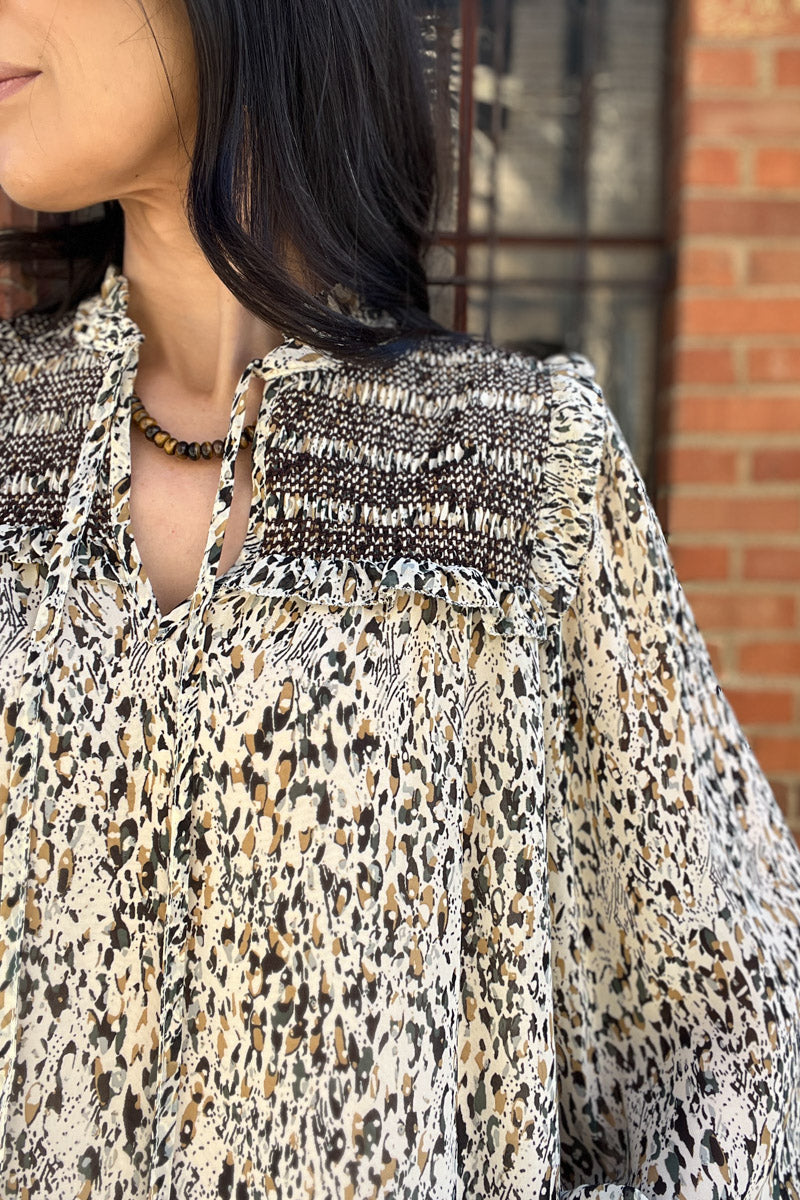 Lia Peasant Blouse