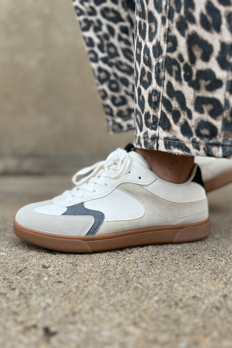 Tastic Sneaker