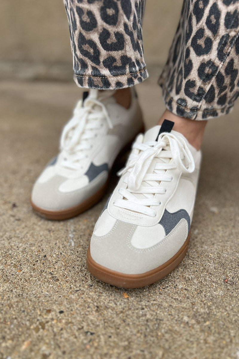 Tastic Sneaker